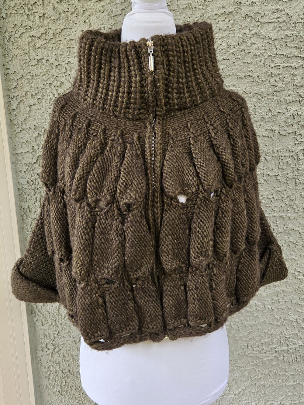 Tarnish Brown Chunky Knit Zip-Up Women's Wool Sweater Cape